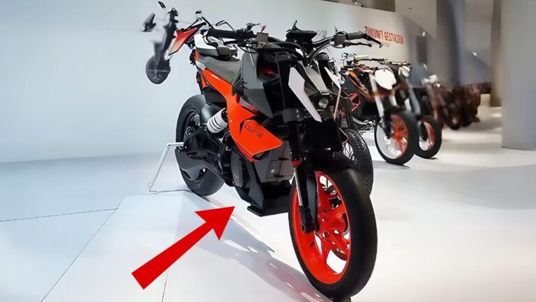 KTM E-Duke 2025